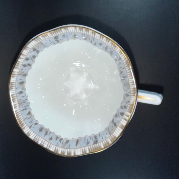 Royal Albert "Silver Birch" Vintage Teacup Trio Cup Saucer And Dessert Plate - Picture 3 of 10